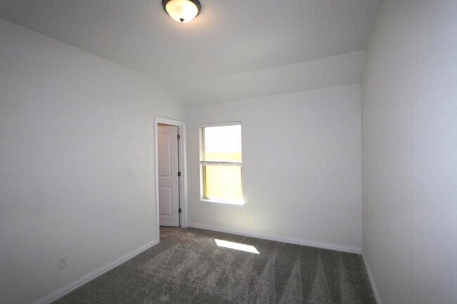 Building Photo - 2440 Roaring River Trail