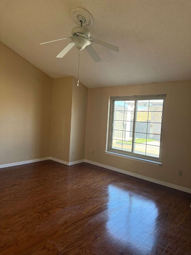 Building Photo - 3245 Nederland Ln