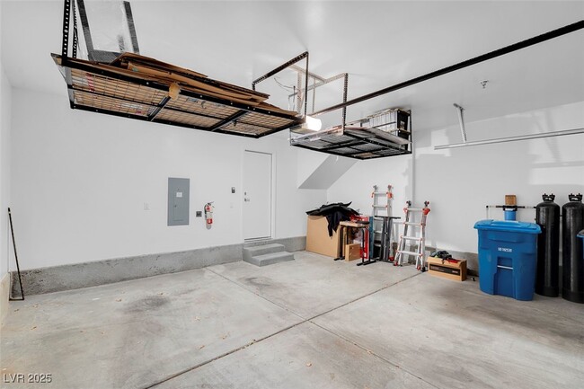 Building Photo - 12305 Crimson Horizon Rd.