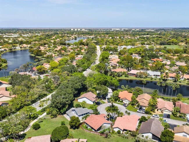 Building Photo - 2083 Augusta