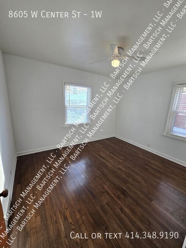 Building Photo - 8605 W Center St