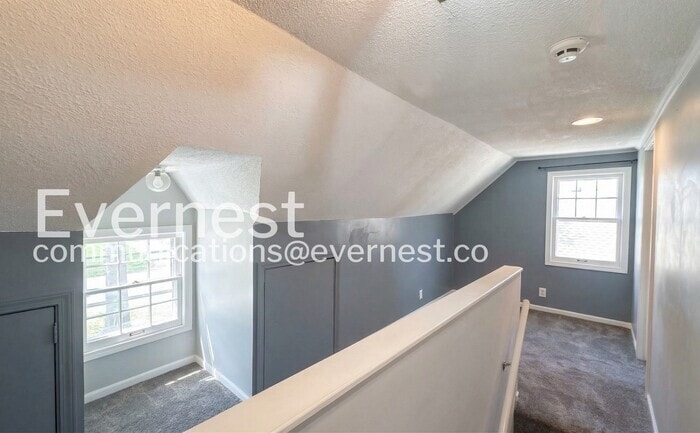 Building Photo - 5513 Reeds Rd