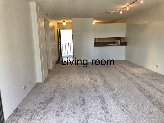 Building Photo - Park at Pearlridge! 2 bdrm, 2 bath, covere...