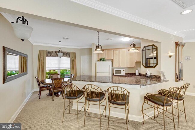 Building Photo - 12890 Fair Briar Ln