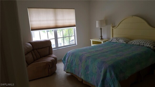 Building Photo - 5410 Chiquita Blvd S