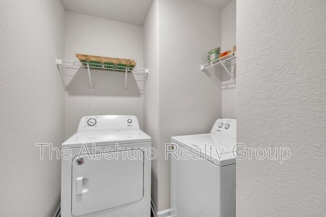 Building Photo - 79 Kinsale Ct