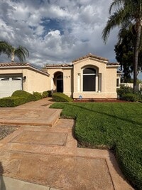 Building Photo - Beautiful Single-Story 3 Bedroom, 2 bath Home with Solar in Desirable East Highlands Ranch!