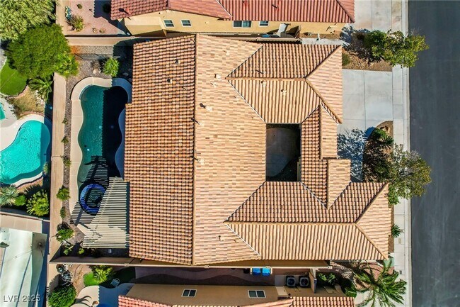 Building Photo - 7232 Frontier Hills Ave