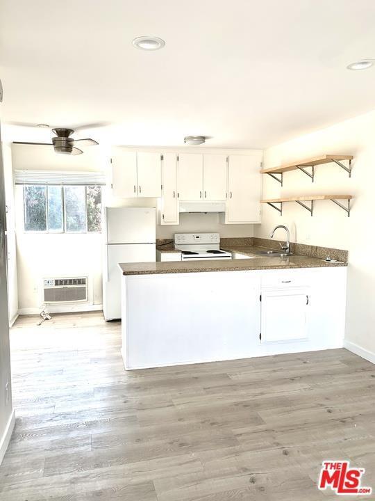 Building Photo - 7524 Sepulveda Blvd