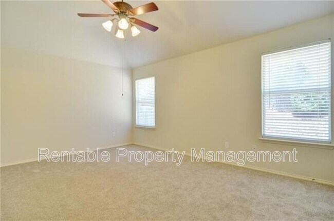 Building Photo - 4948 Sunset Ridge Dr