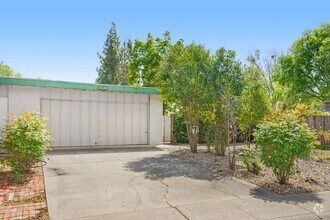 Building Photo - 1824-1826 Alameda Avenue
