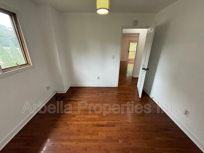 Building Photo - 4201 Wayland Blvd