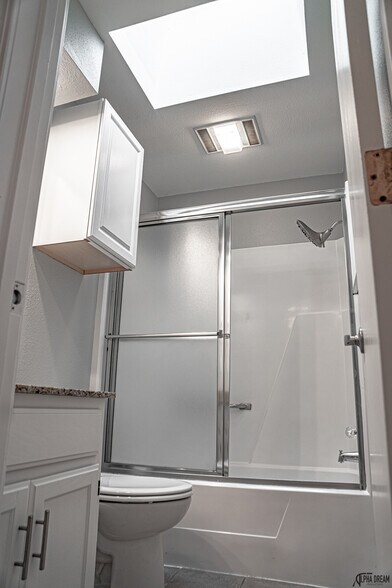 Building Photo - 1370 Oakland Ave