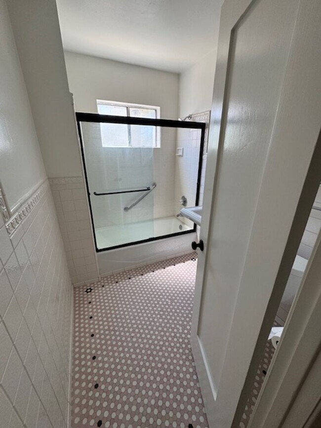 Building Photo - Classic Spanish Revival in California Heig...