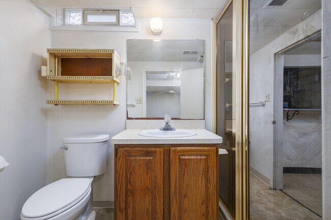 Building Photo - 8261 Gerald Ave