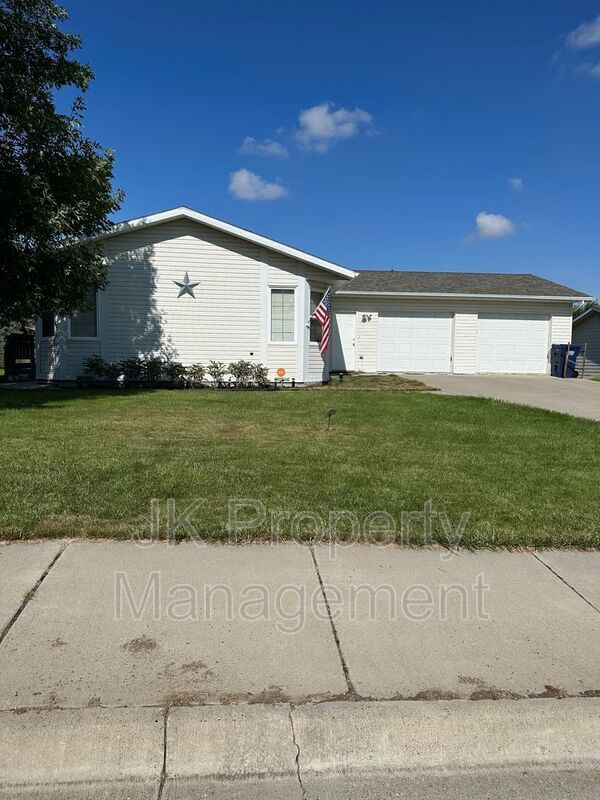 Building Photo - 84 Treasure State Dr