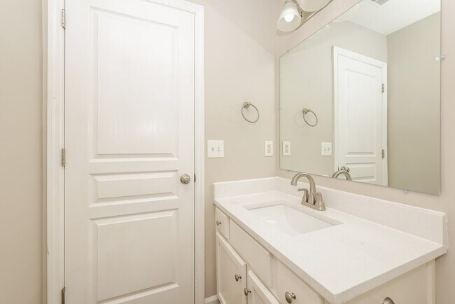 Building Photo - 7416 Maggie Dr