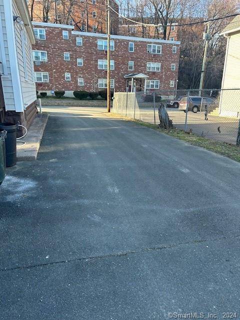 Building Photo - 130 Clark St