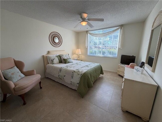 Building Photo - 1220 Wildwood Lakes Blvd