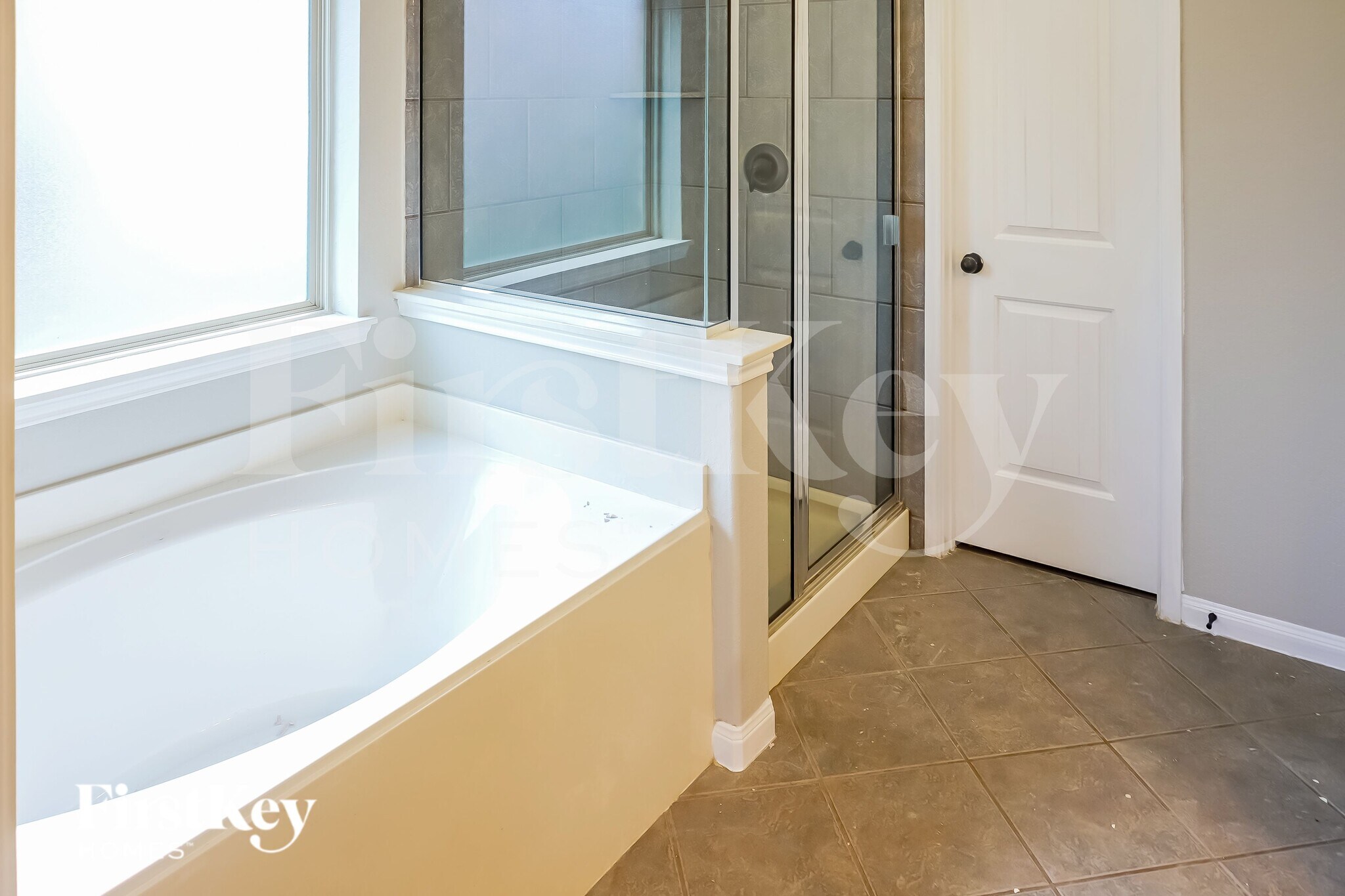 Building Photo - 297 Country Crossing Cir