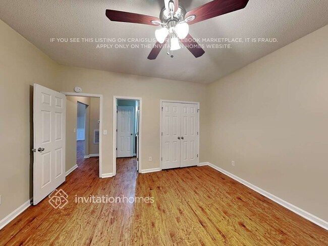 Building Photo - 7062 Cavender Dr SW