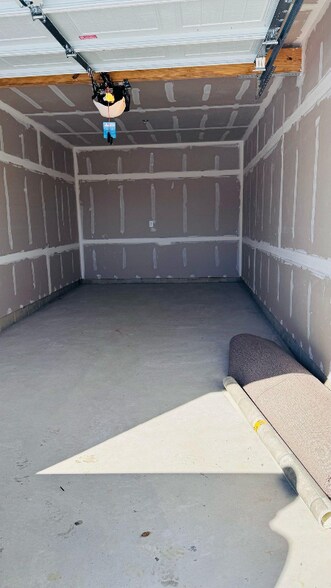 Building Photo - 454 Glenhaven Wy