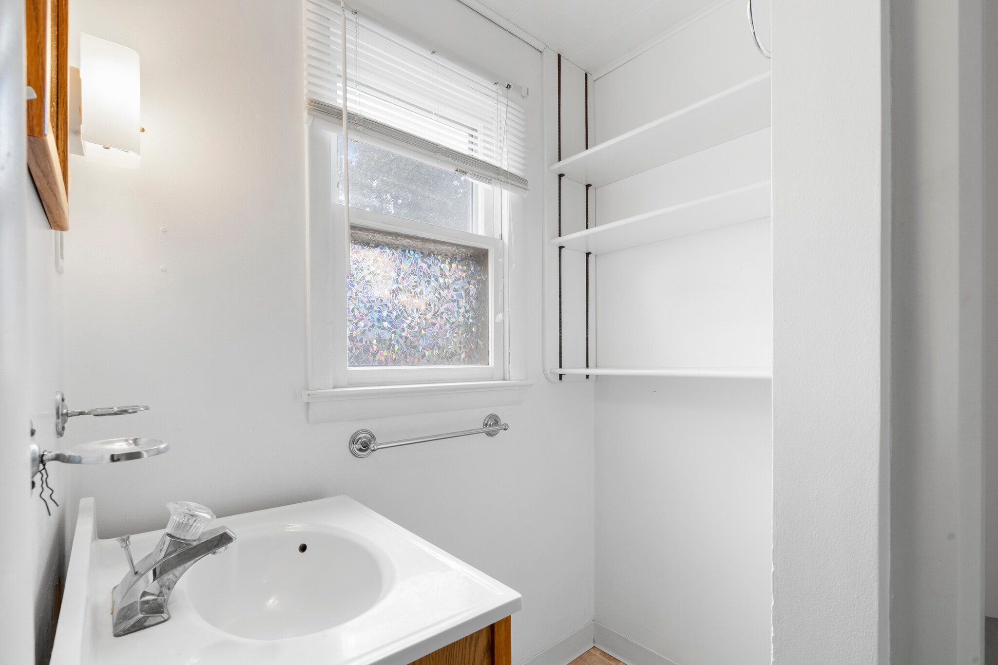 Building Photo - 26 Central Ave