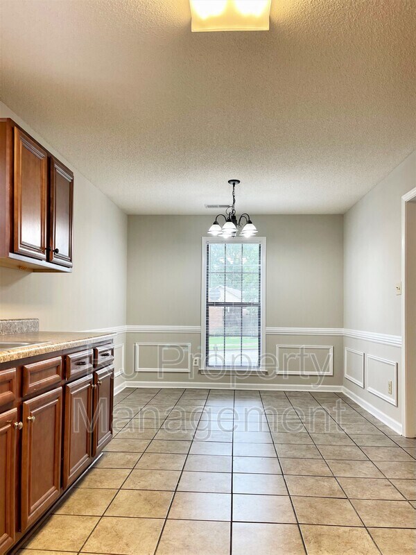 Building Photo - 1079 Harpeth Dr