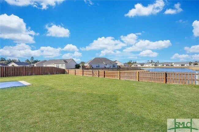 Building Photo - 179 Willow Point Cir