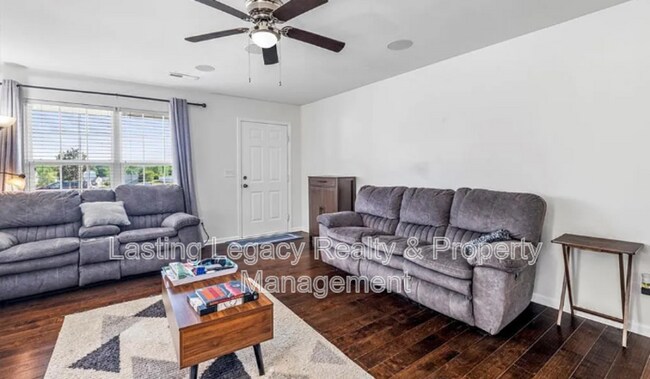 Building Photo - 5047 Mt Hope Dr