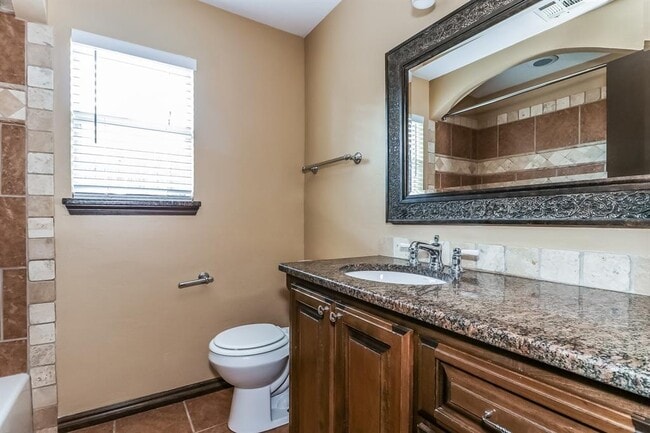 Building Photo - 504 NW 174th St