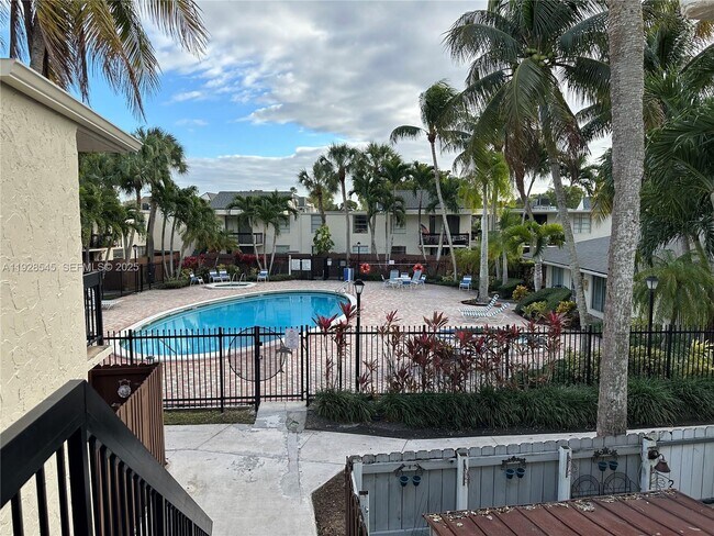 Building Photo - 8301 SW 142nd Ave