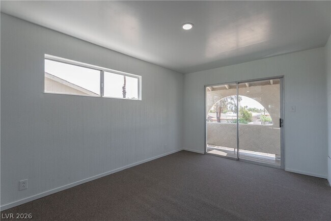 Building Photo - 2298 Golden Arrow Dr