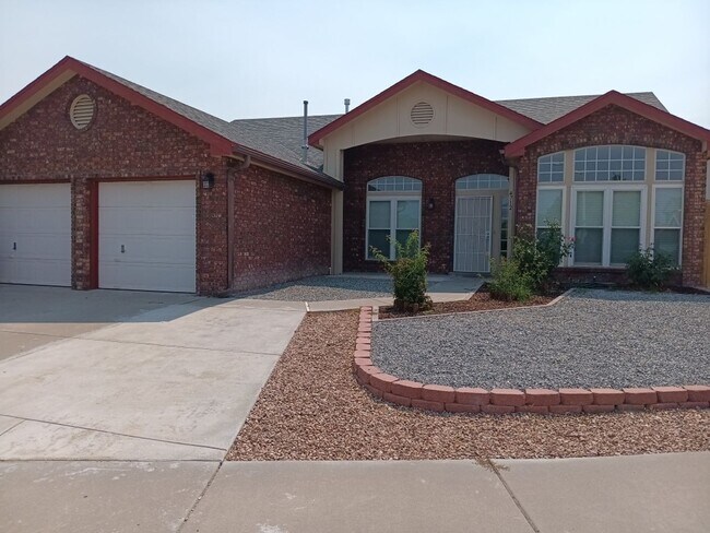 Primary Photo - Spacious 4-bedroom, 2-bathroom home! Comin...