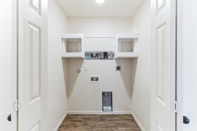 Building Photo - 2416 A Alterman Dr
