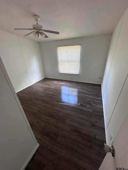 Building Photo - 12847 FM 2710