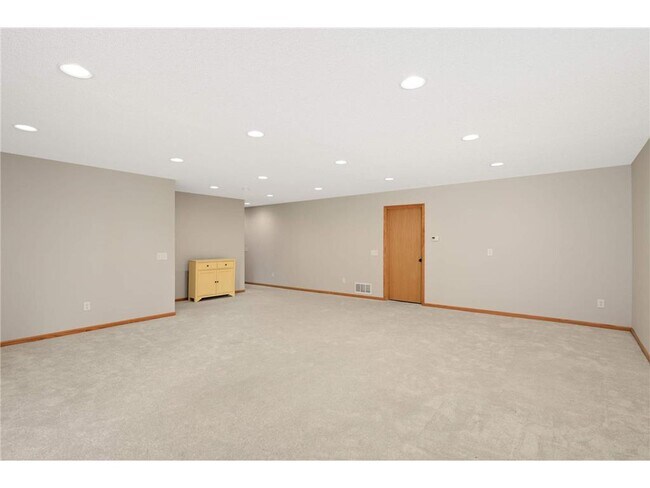 Building Photo - 19871 Iberis Ave