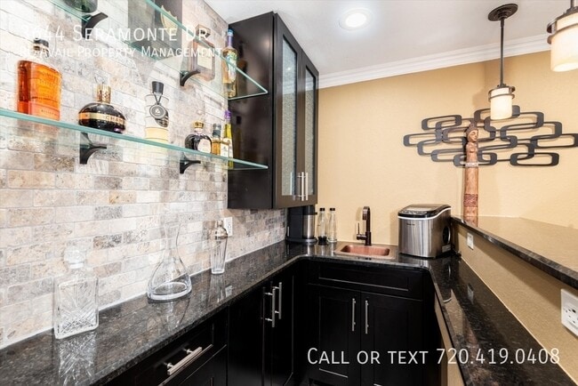 Building Photo - 3644 Seramonte Dr