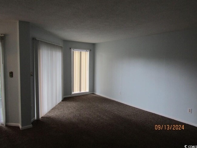 Building Photo - 1500 Cenith Dr