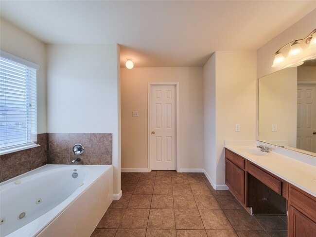 Building Photo - 21522 Stonecross Terrace Ln