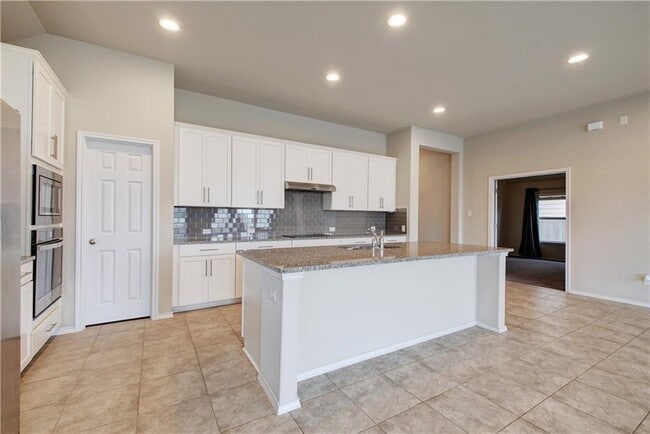 Building Photo - 104 Finley St