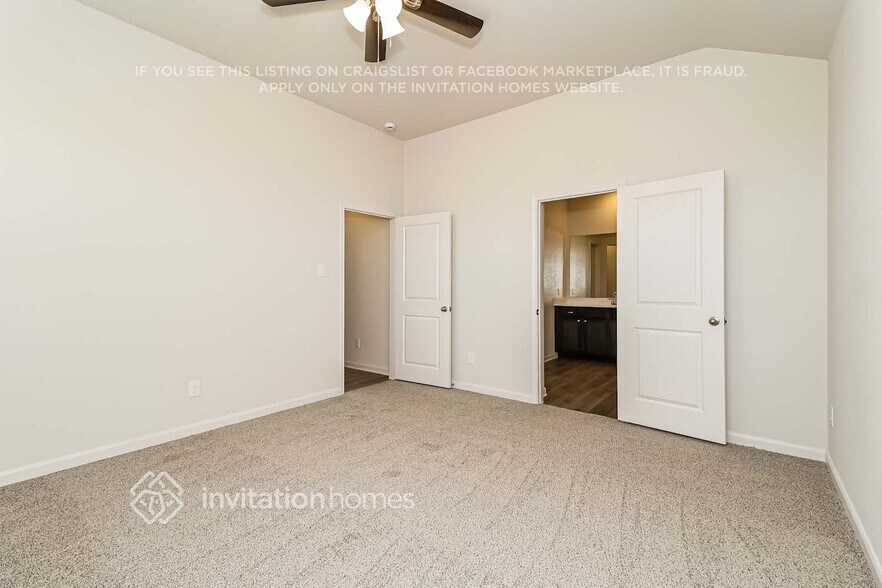 Building Photo - 10020 Pilot Pl