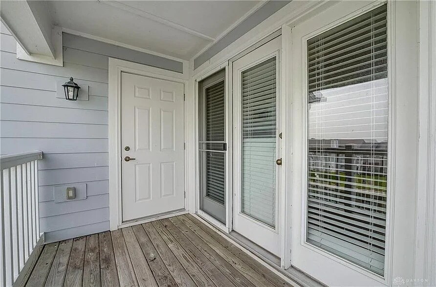 Building Photo - 3044 Westminster Dr
