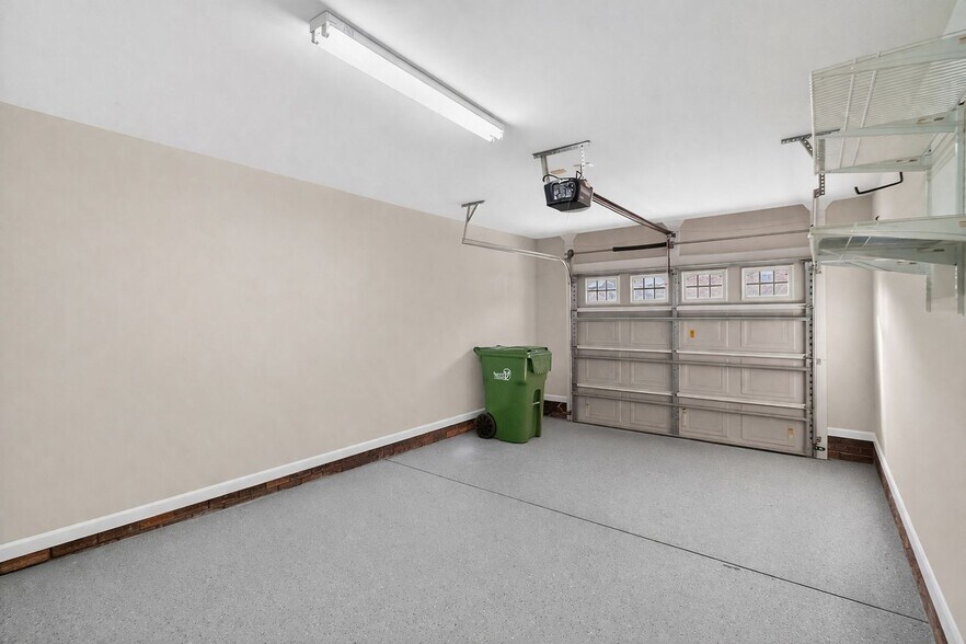 Building Photo - 124 Quality Dr