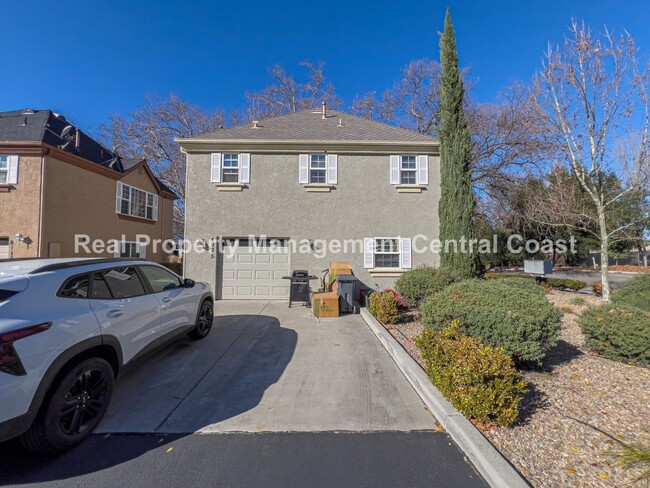 Building Photo - AVAILABLE NOW / SHARED HOME - 2 Bedrooms A...