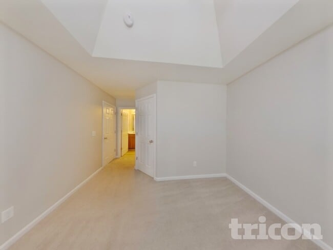 Building Photo - 258 Drooping Leaf Ln