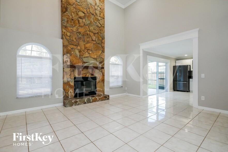 Building Photo - 4212 Kipling Ave