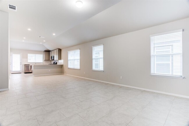 Building Photo - 178 Living Reef Dr