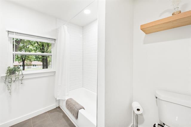 Building Photo - 4252 McComas Rd