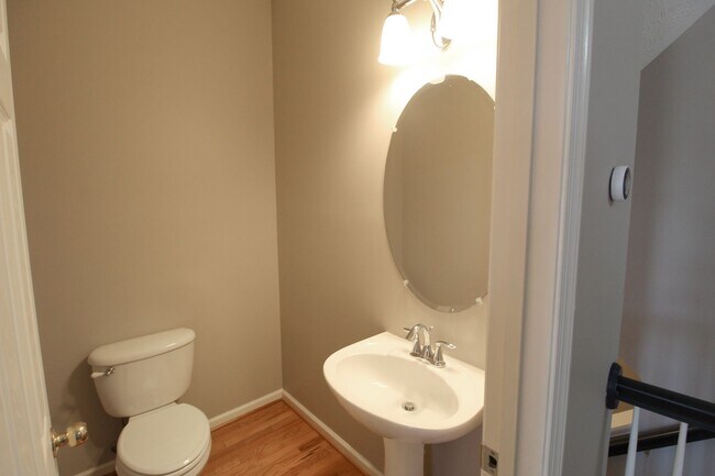 Building Photo - Upscale townhome  with attached garage for rent in the Townes at Bluestone!